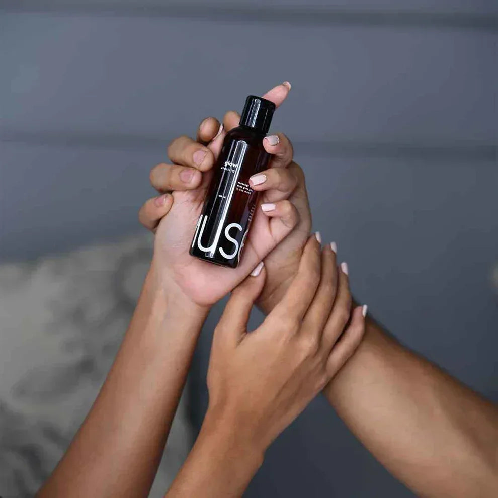Glow Arousing Sensual Massage Oil - MintLabs